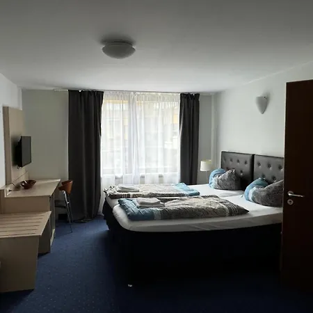 Regina Hotel 3*