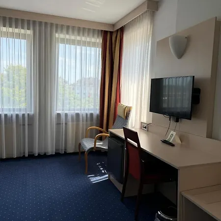 Regina Hotel 3*