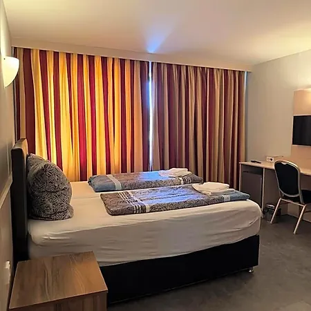 Regina Hotel